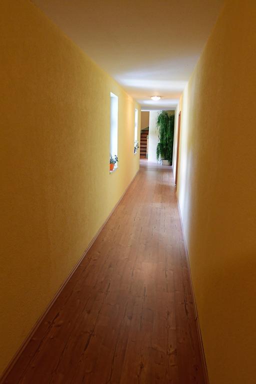 Hotel Garni Goldene Henne Arnstadt Exterior photo